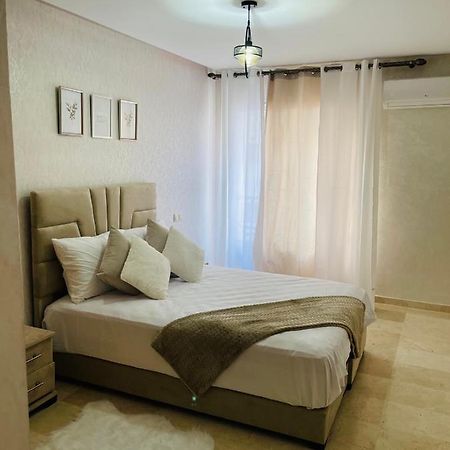 Superbe Appartement Au Coeur De Casablanca Exterior foto